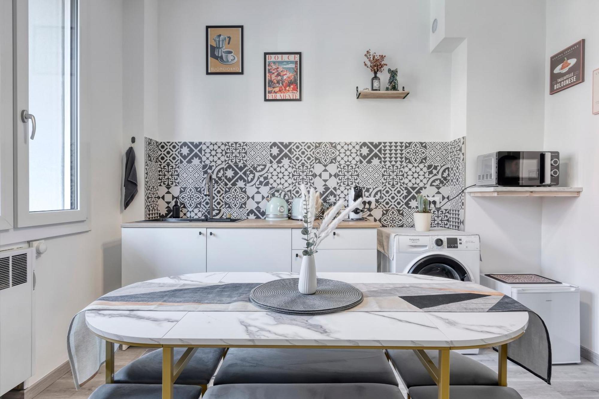 Wanderlust Rooms Bologna Fiera, Free Parking Bolonha Exterior foto